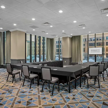 The Marquette Hotel, Curio Collection By Hilton-3